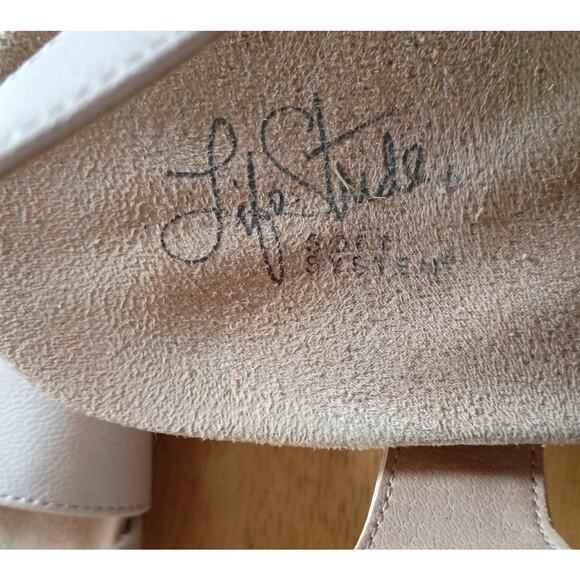 Life Stride Soft Soles Women 10W Beige Strappy Stretch Comfort Wedge Heel Sandal - Picture 10 of 11